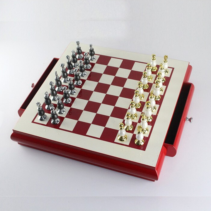 Regal Metal Chess Set ♟️