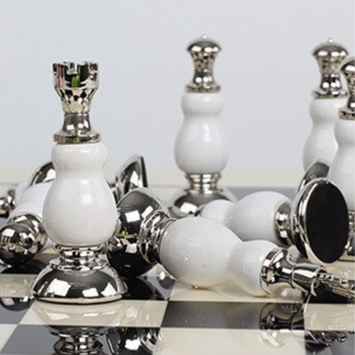 Regal Metal Chess Set ♟️