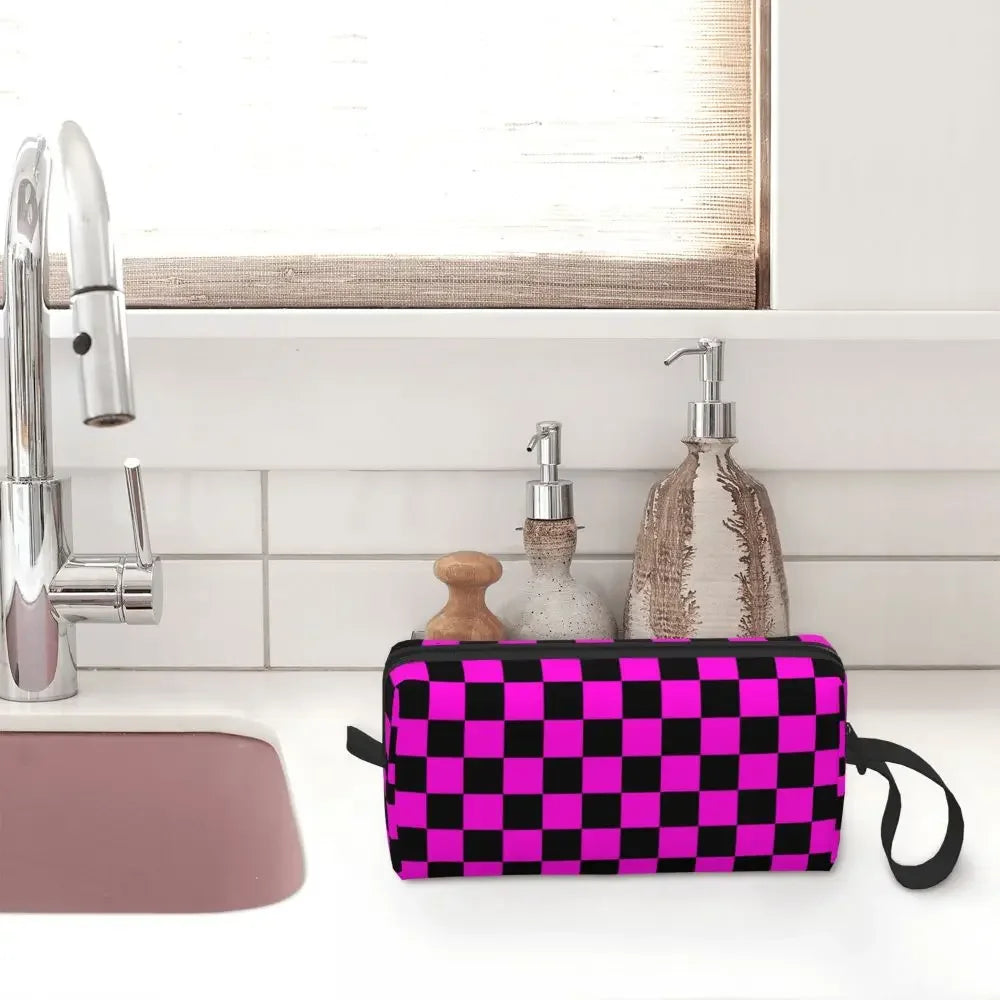 Black And White Checkerboard Pattern Toiletry Bag 💼