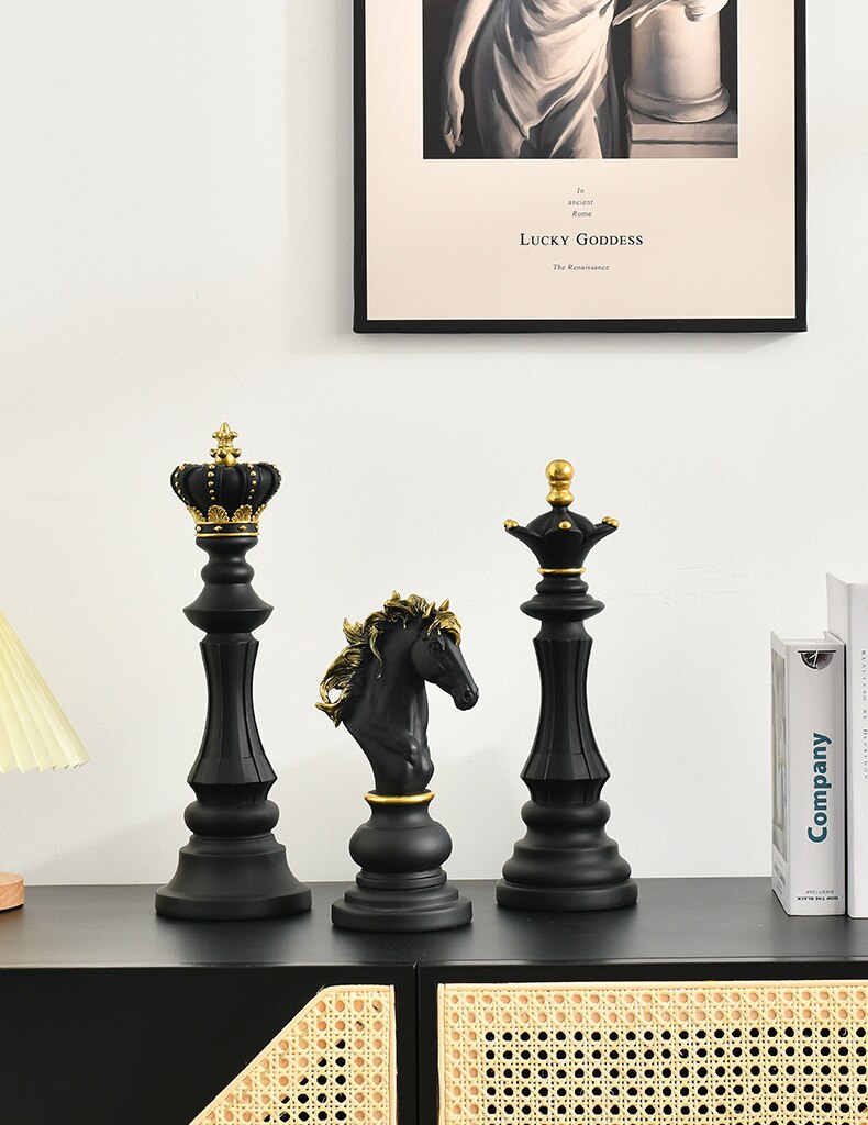 Luxury Resin  Chess Set Figurines Home Décor Ornaments