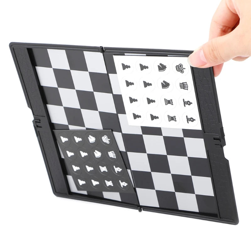 Pocket Folding Magnetic Chess Set 🧲